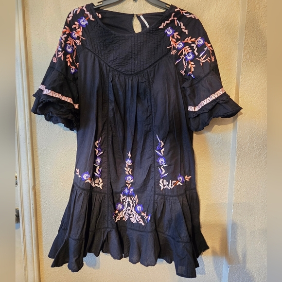 FREE PEOPLE Oversized PAVLO Boho EMBROIDERED DRESS Sz Medium - Picture 3 of 13